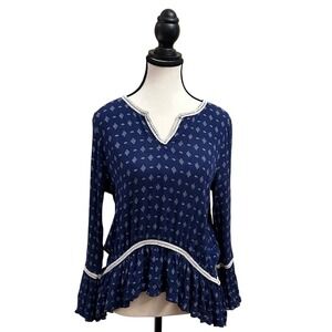 American Rag Blue Diamond Print‎ Peasant Blouse Women's Size Medium